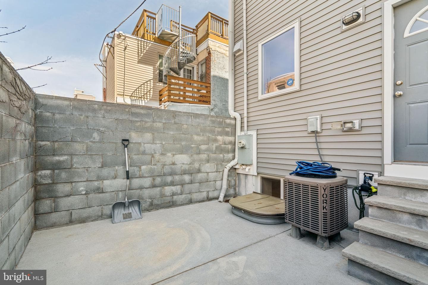 1524 S Dorrance Street photo 13