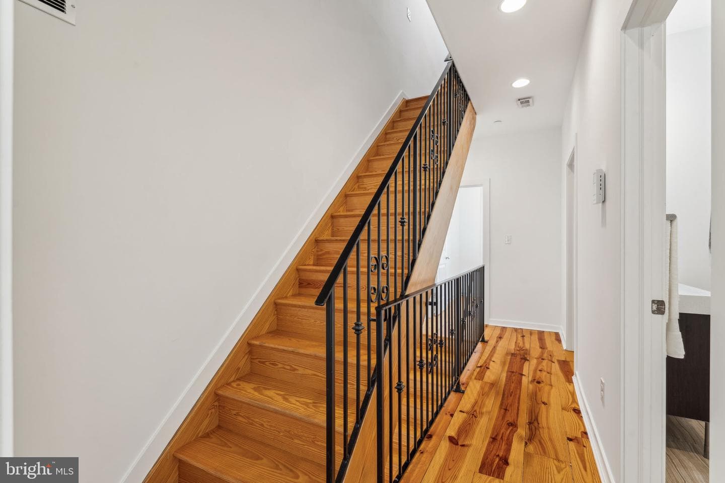 1524 S Dorrance Street photo 23