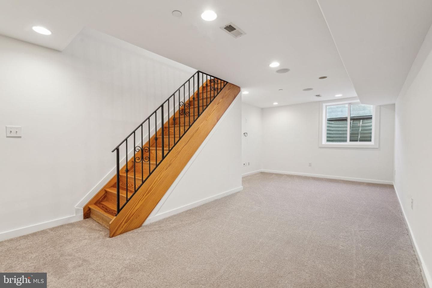 1524 S Dorrance Street photo 37