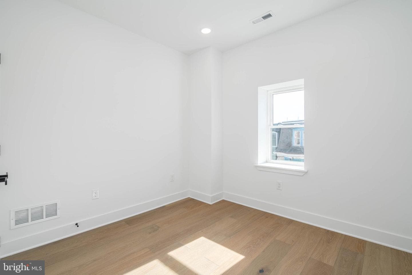 2310 Fitzwater St. #b photo 17