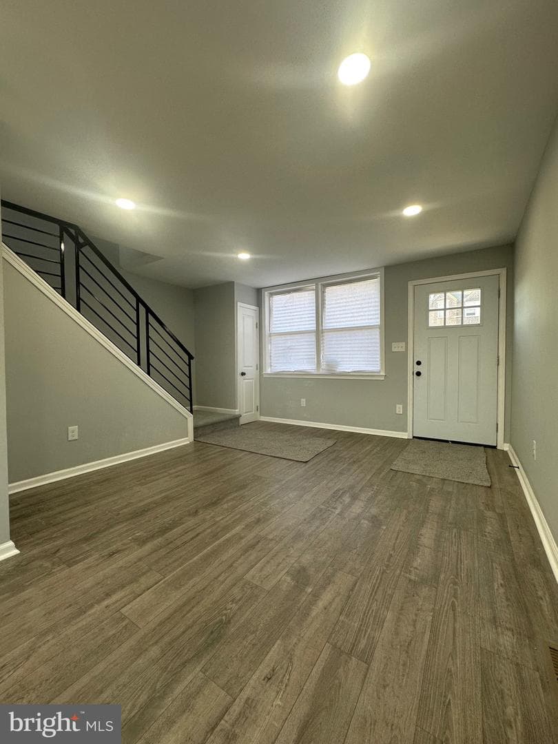 6403 Marsden Street photo 7