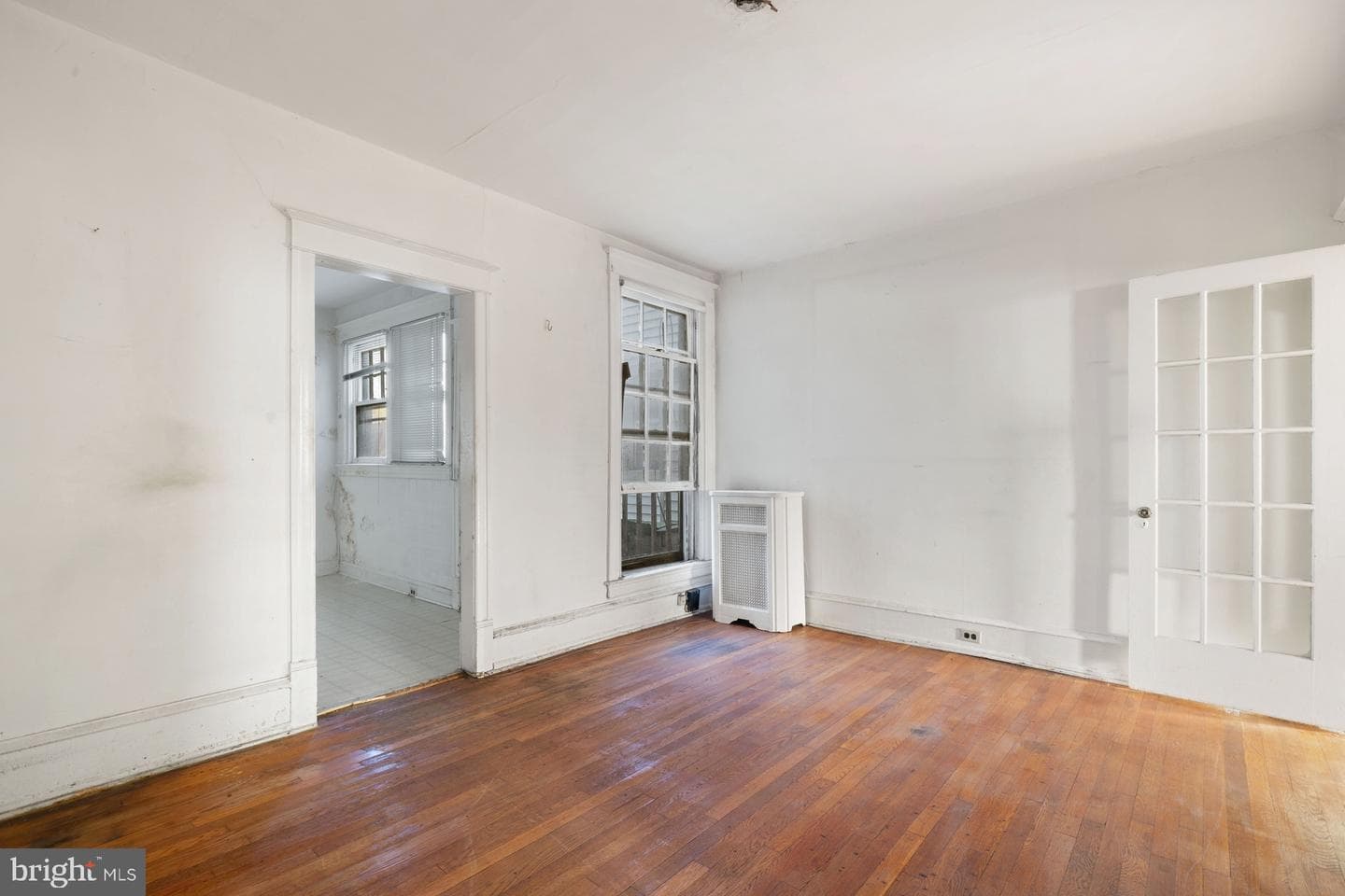 4819 Knox Street photo 9