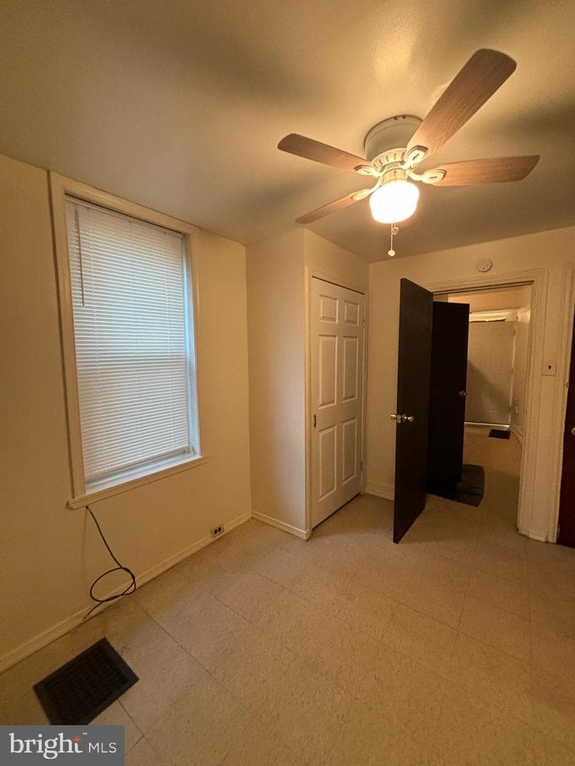 819 E Hilton Street photo 7