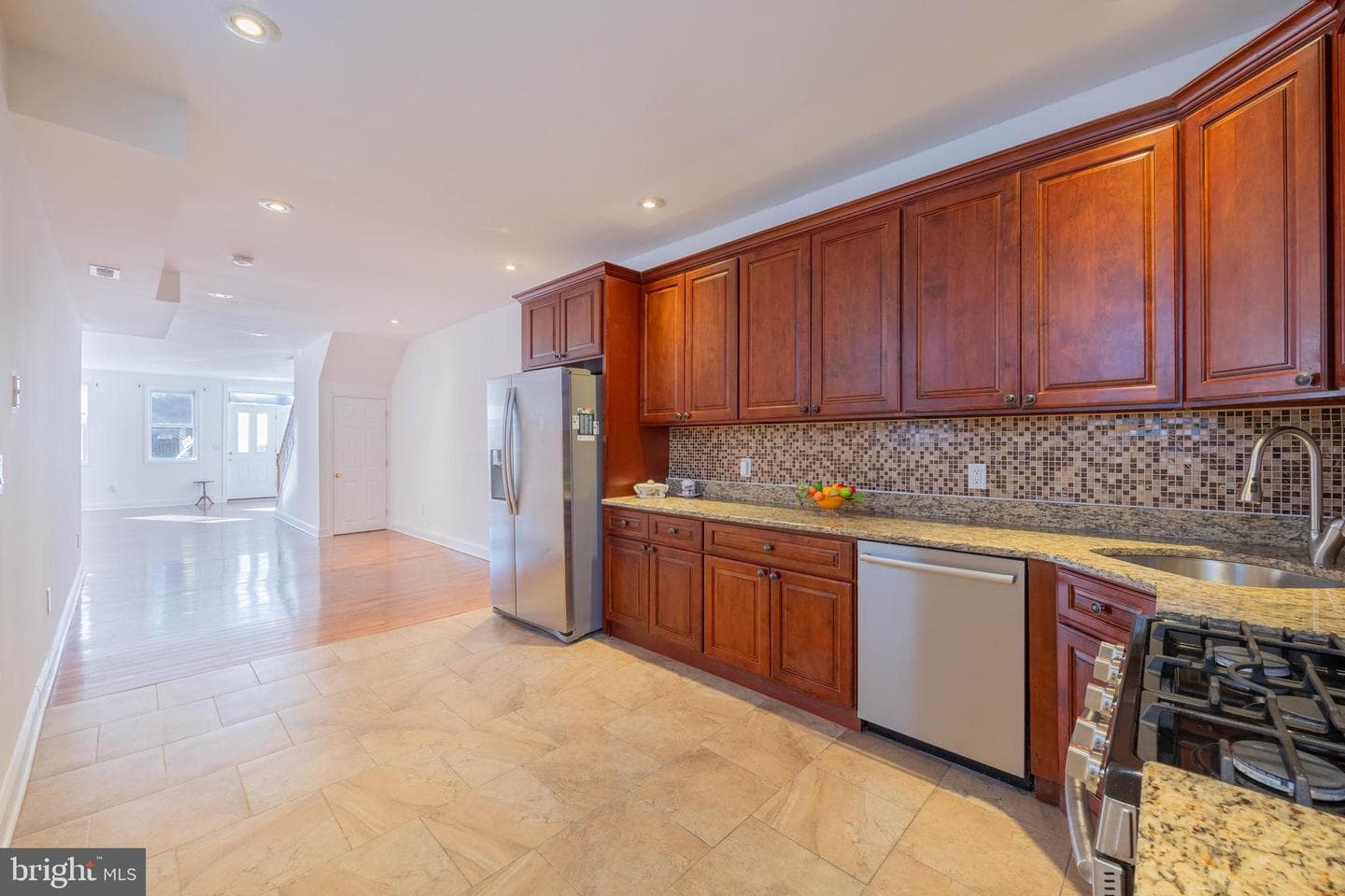 1737 Mifflin Street photo 19