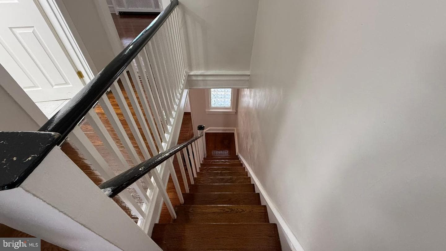 938 Anchor Street photo 9