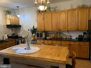 4608 Greene Street photo 7