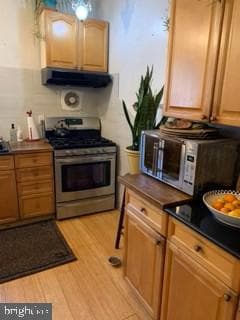 4608 Greene Street photo 9