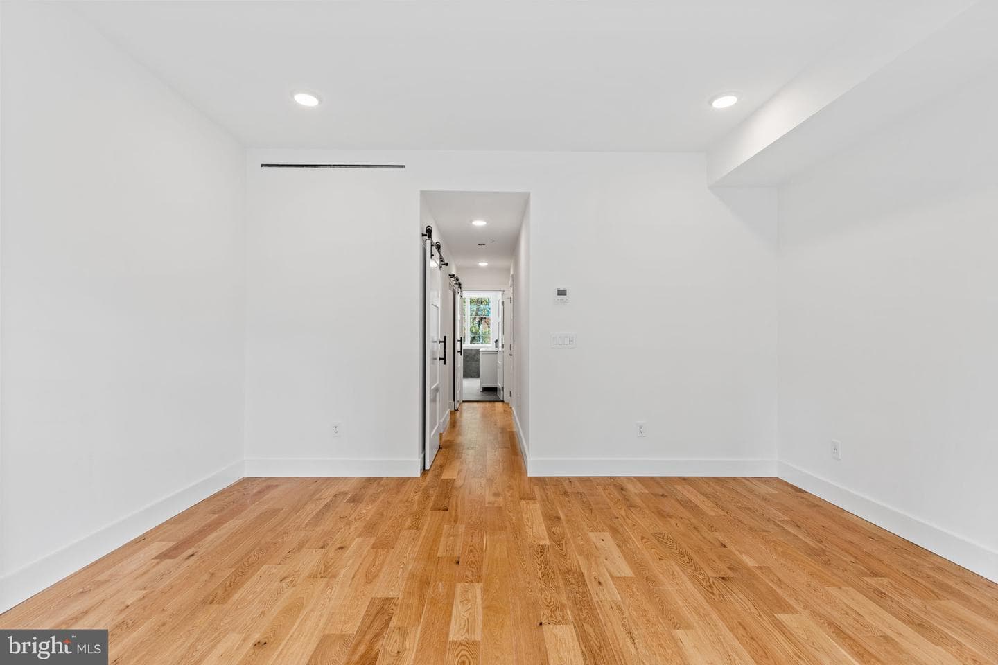232 W Haines Street photo 12