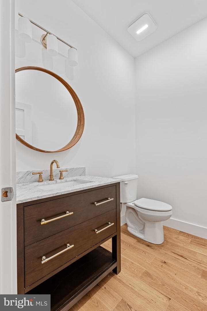 232 W Haines Street photo 9