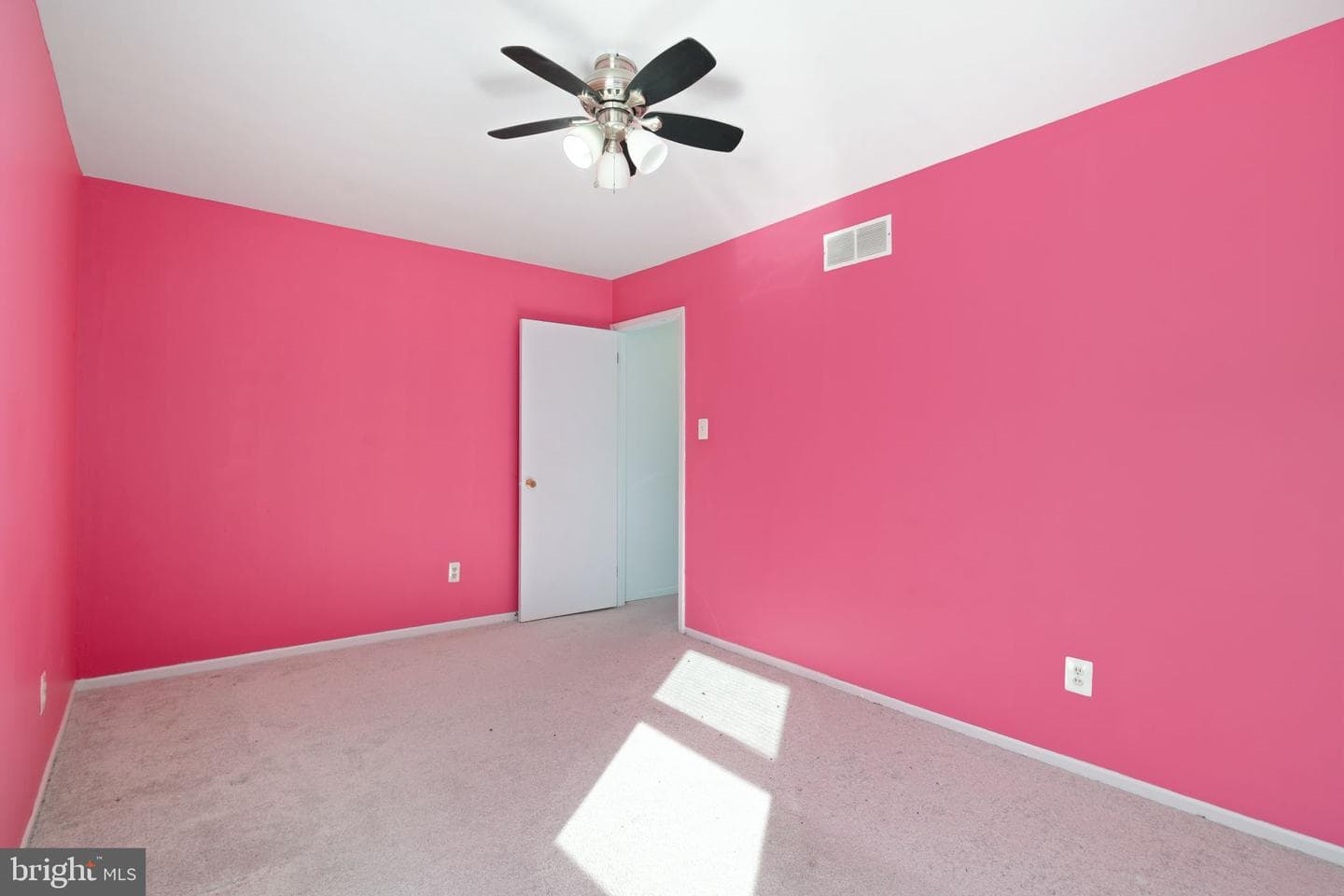 8116 Lawnton Street photo 26