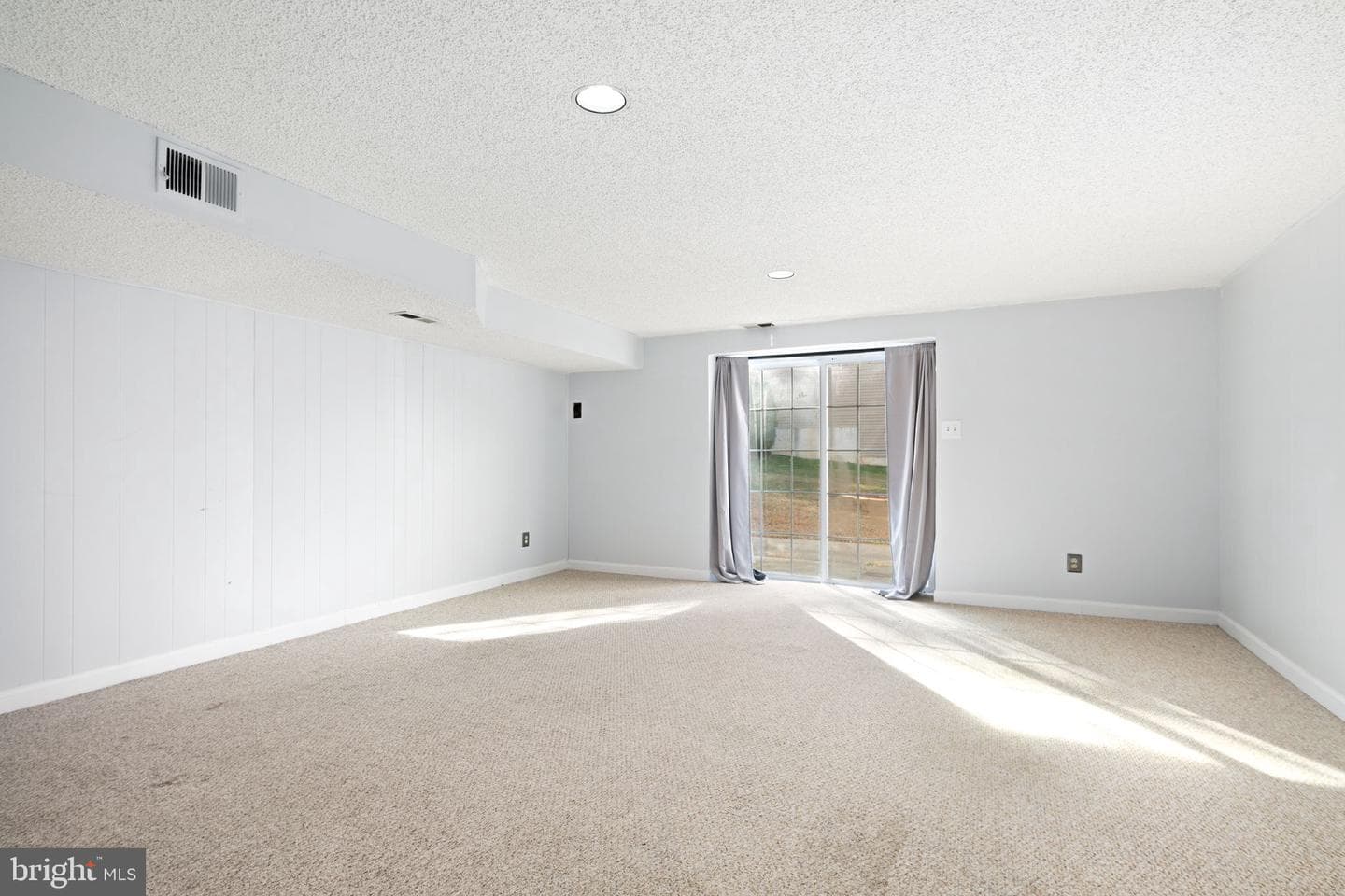 8116 Lawnton Street photo 29