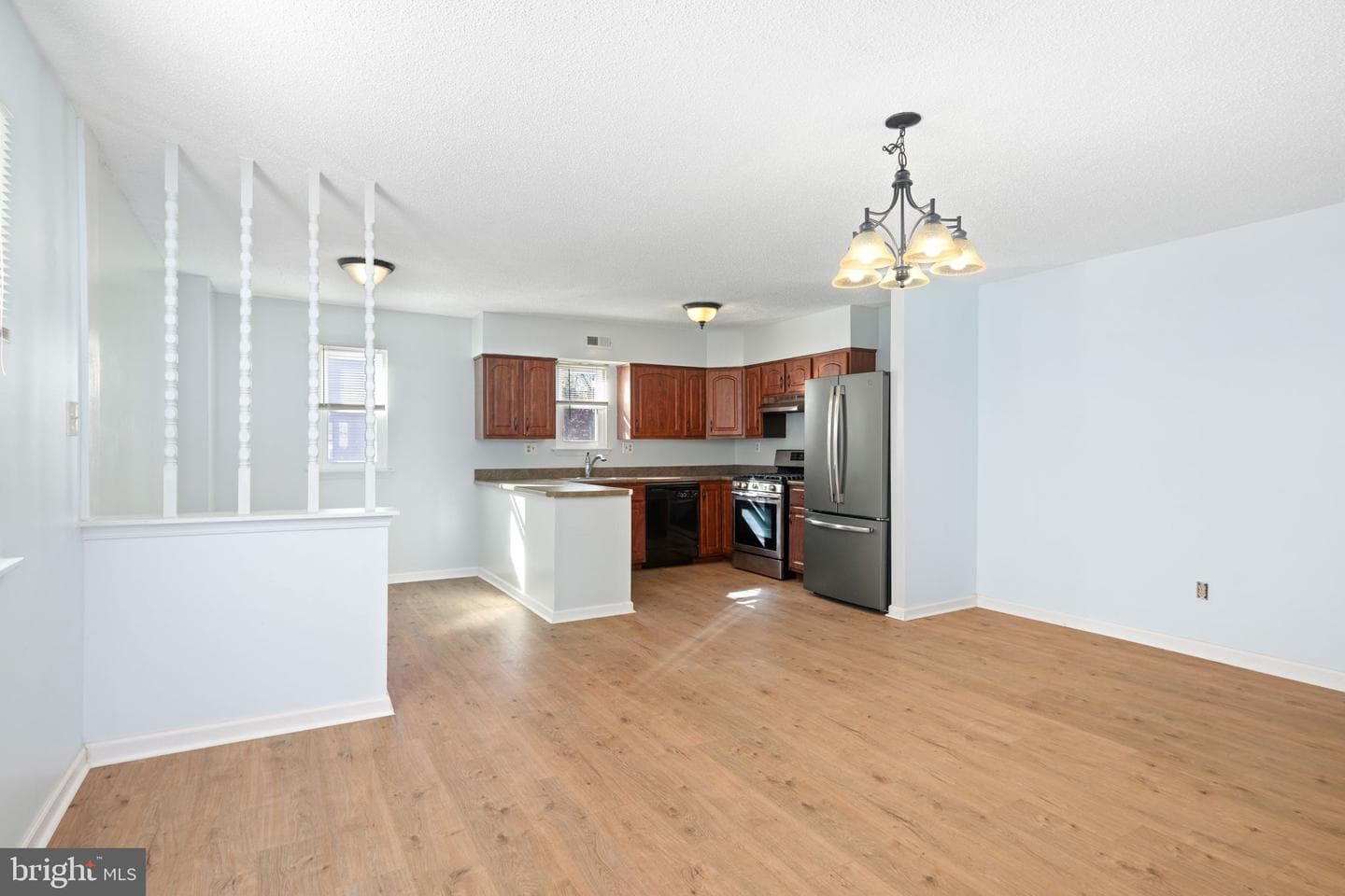 8116 Lawnton Street photo 9