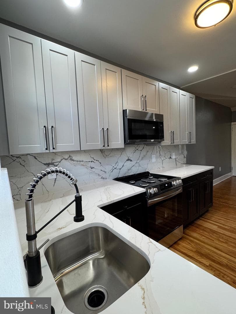1607 Widener Place photo 11