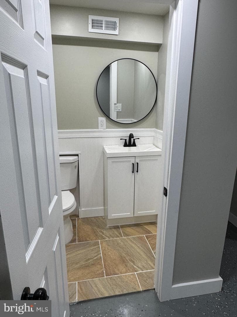 1607 Widener Place photo 18