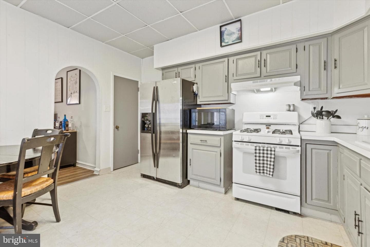 471 Martin Street photo 7
