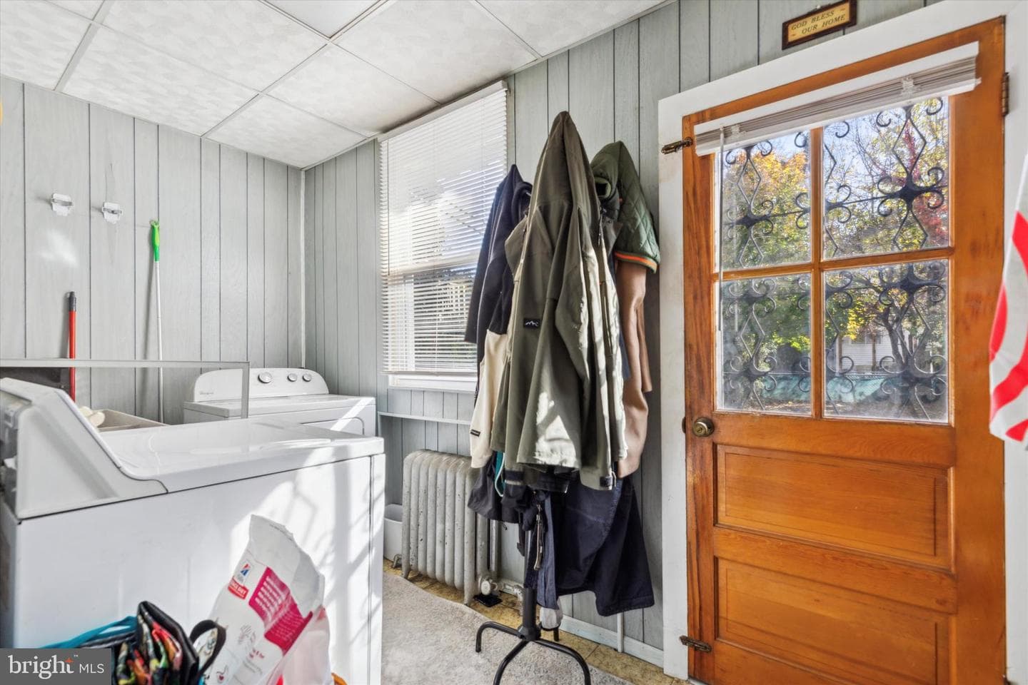 471 Martin Street photo 8