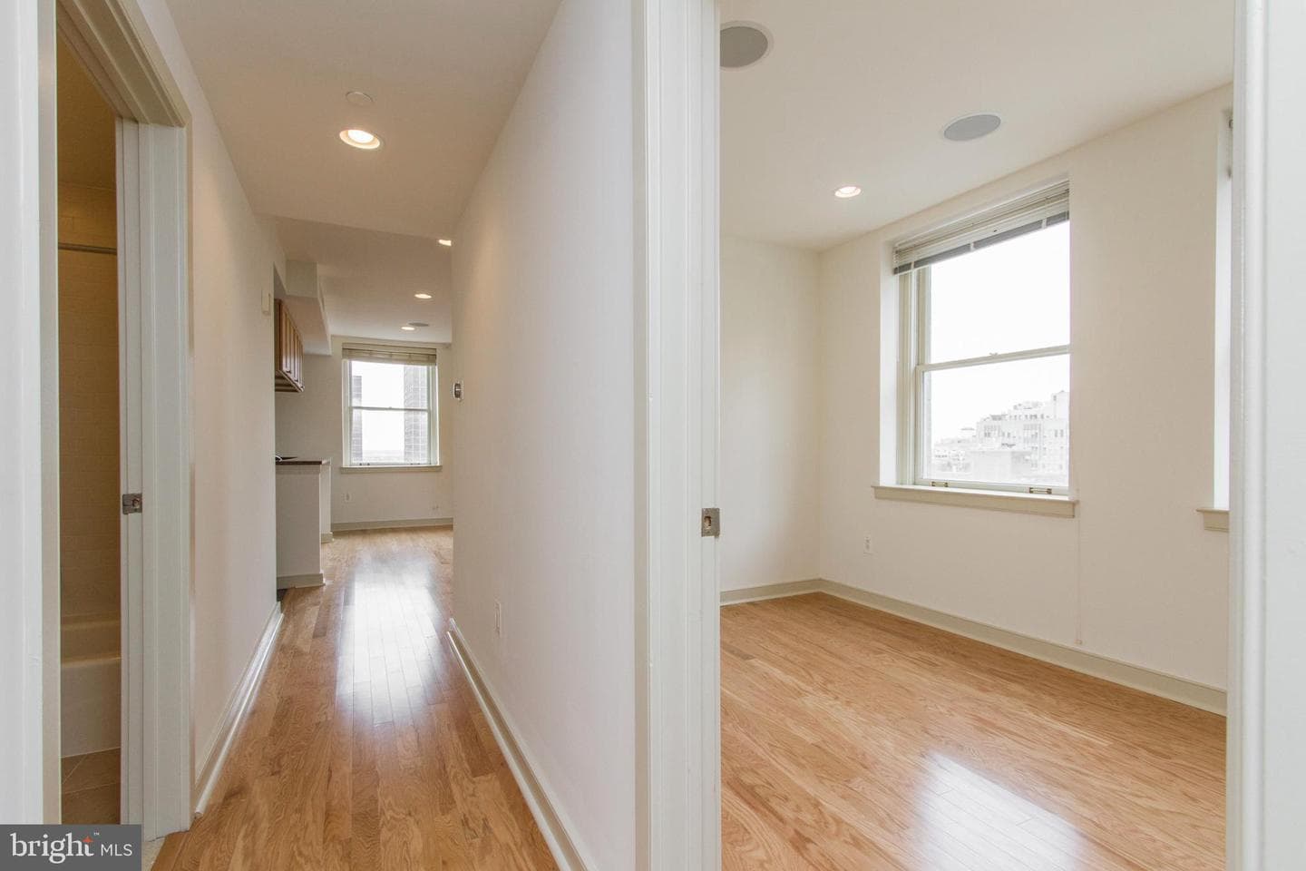 111 S 15th Street #2102 photo 28