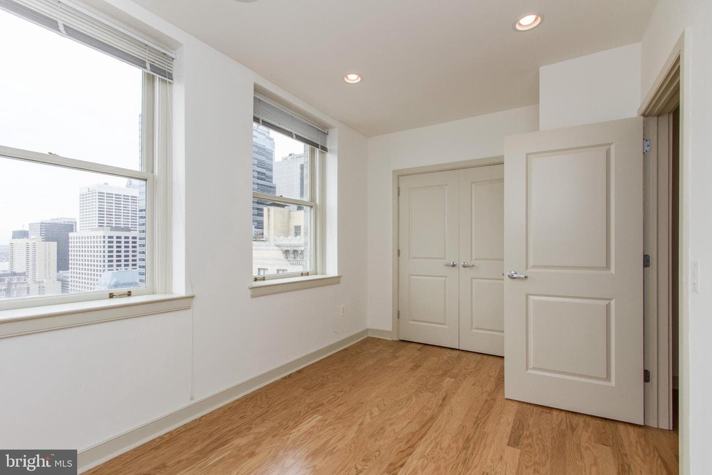 111 S 15th Street #2102 photo 31