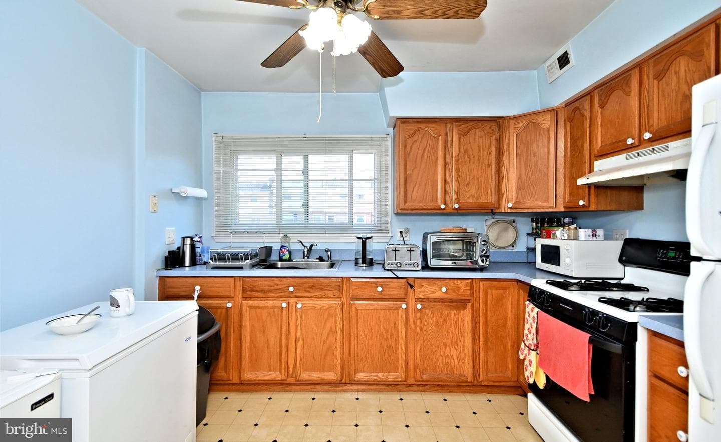 3508 Wessex Lane photo 9