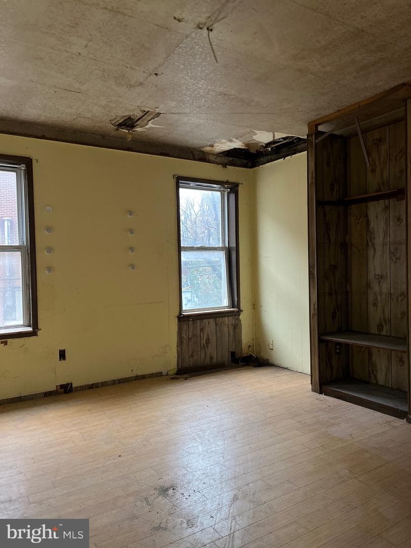 4431 Oakland Street photo 10