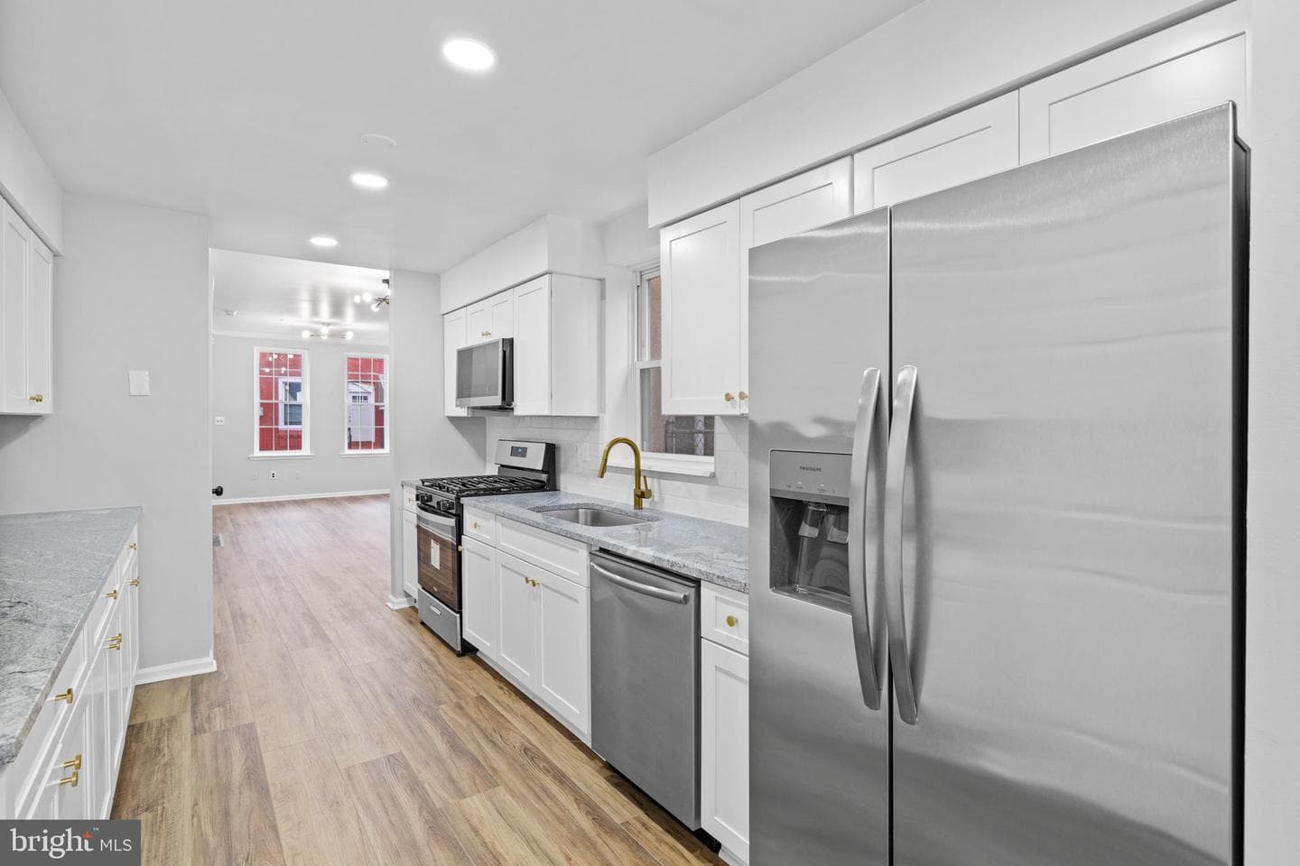 1821 N Croskey Street photo 13