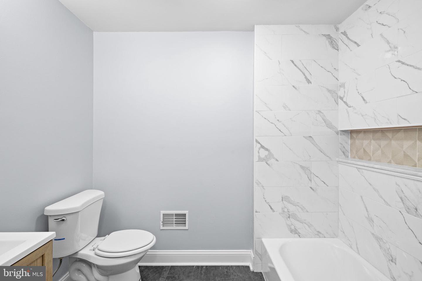 1821 N Croskey Street photo 26