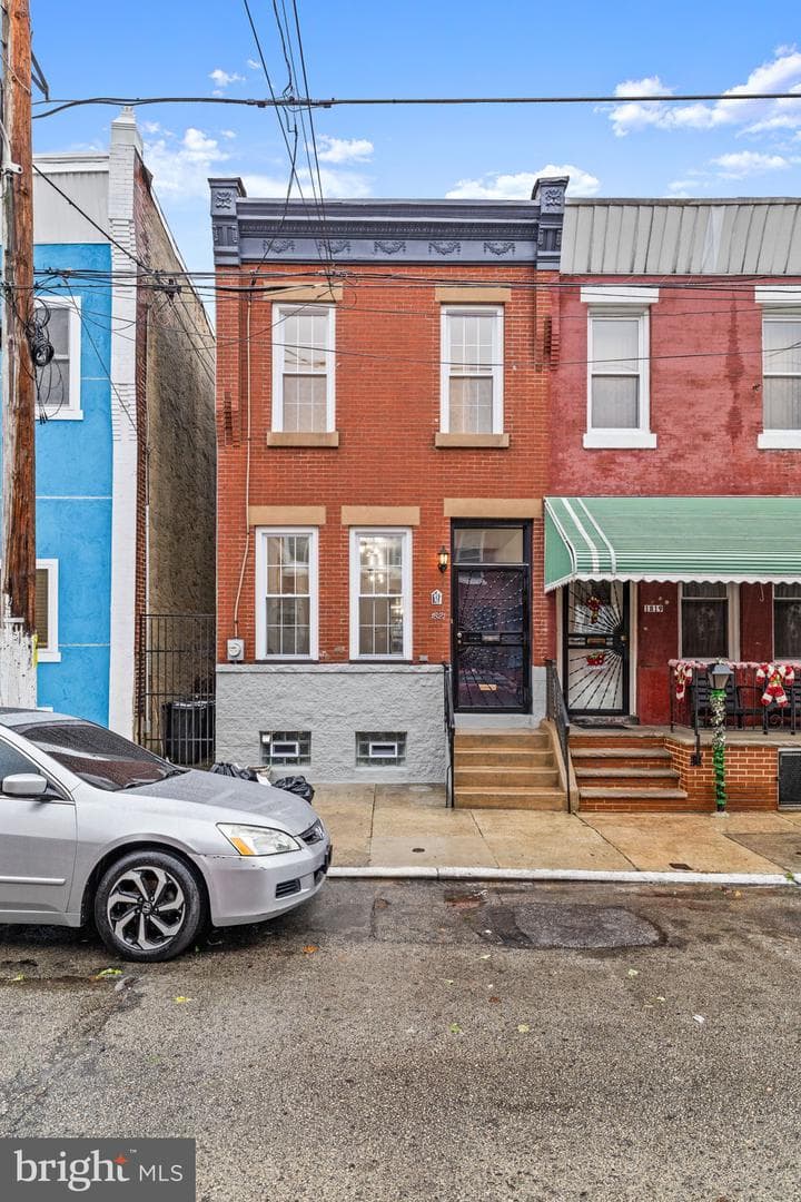 1821 N Croskey Street photo 43