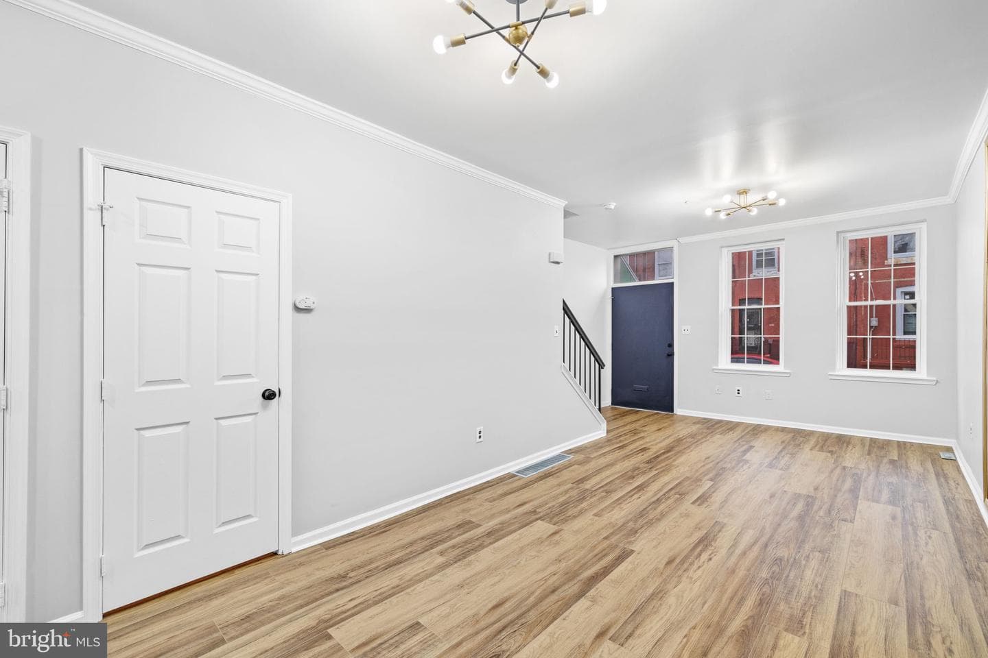 1821 N Croskey Street photo 5