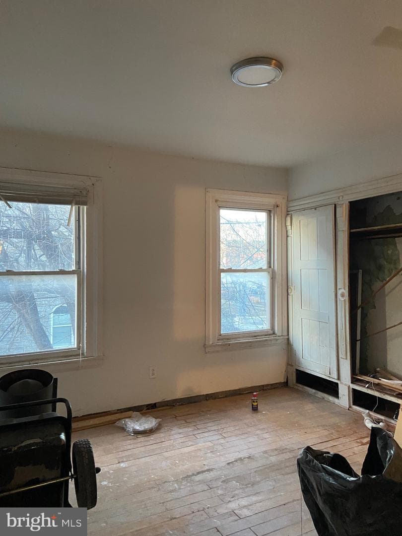 1853 N Croskey Street photo 3