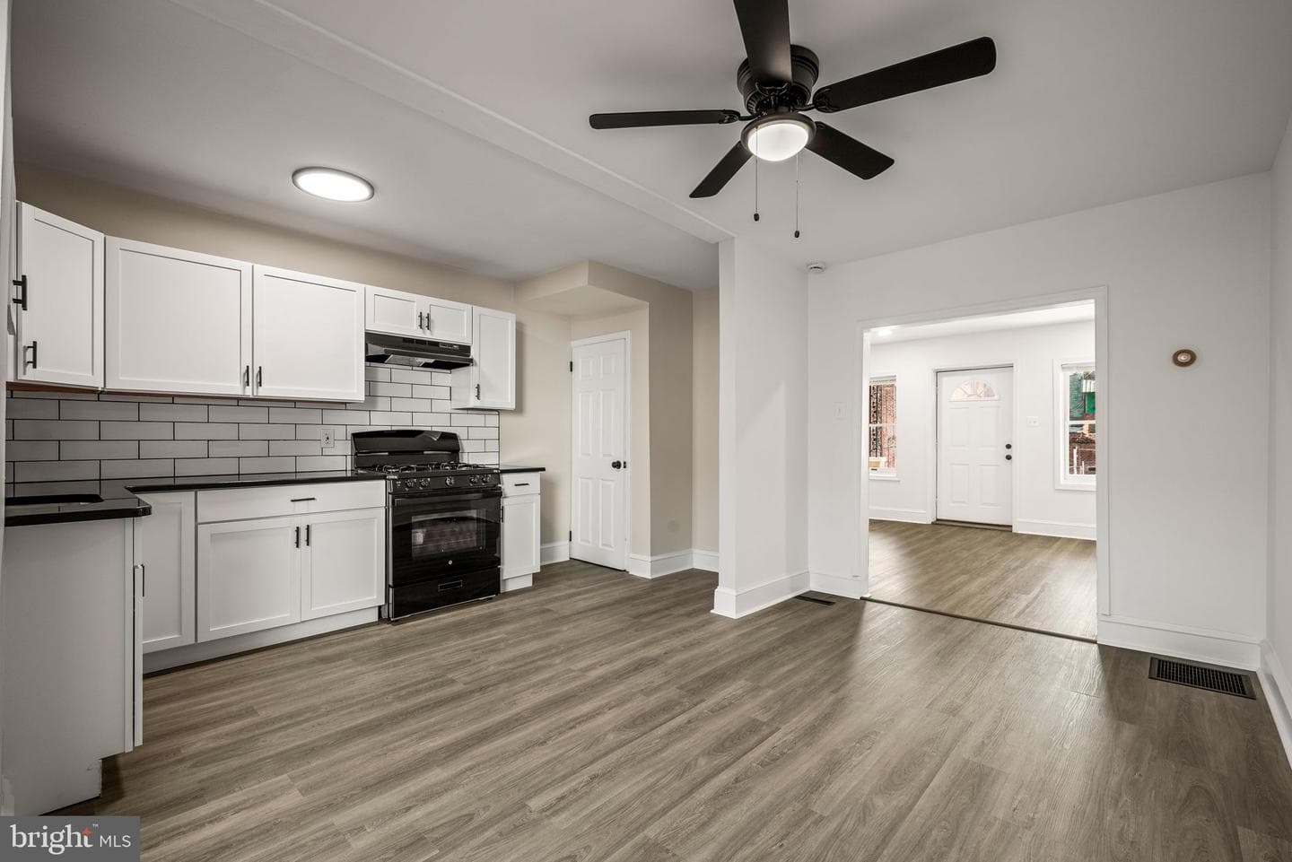 2549 S Stetler Street photo 6