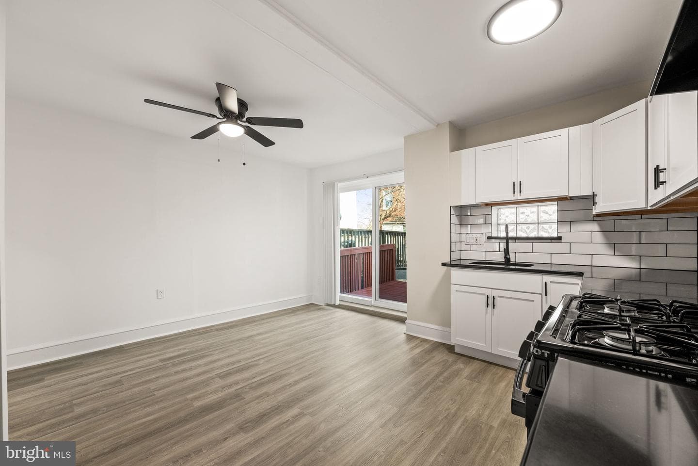 2549 S Stetler Street photo 7