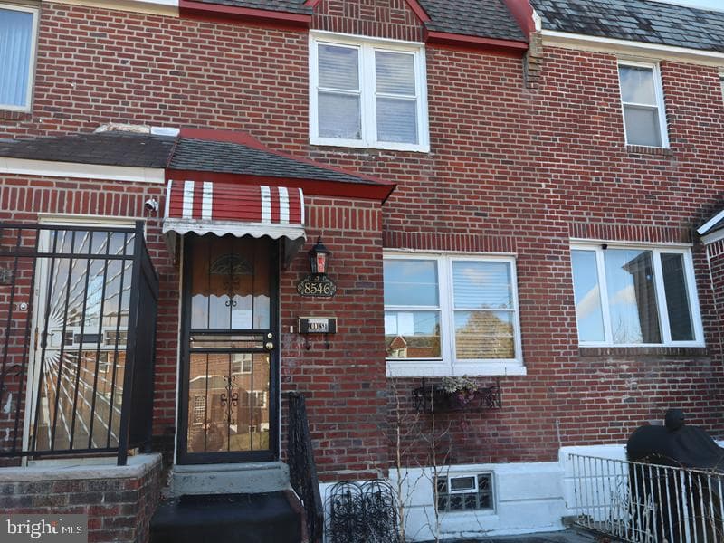 8546 Forrest Avenue photo 1