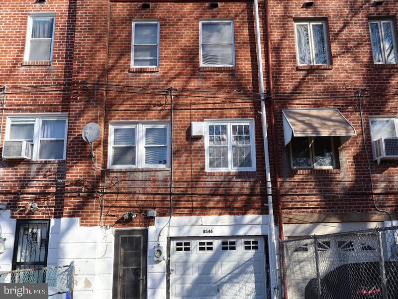 8546 Forrest Avenue photo 4