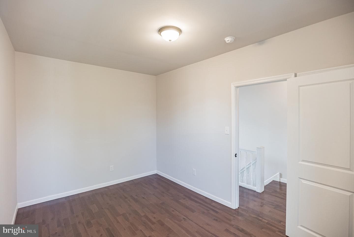 1335 S Lindenwood Street photo 19