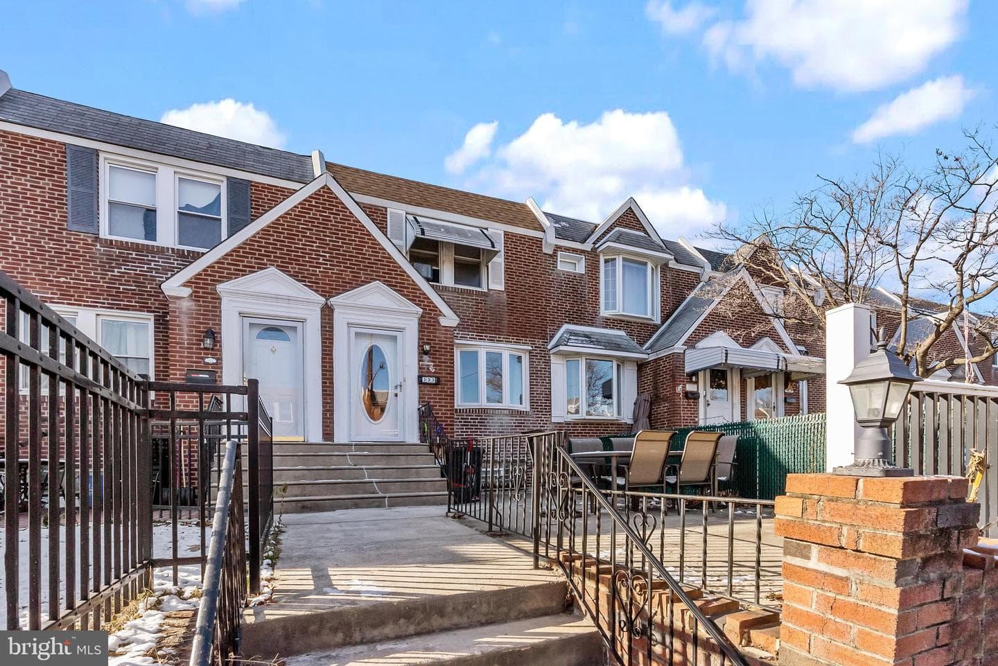3332 Lansing Street photo 1