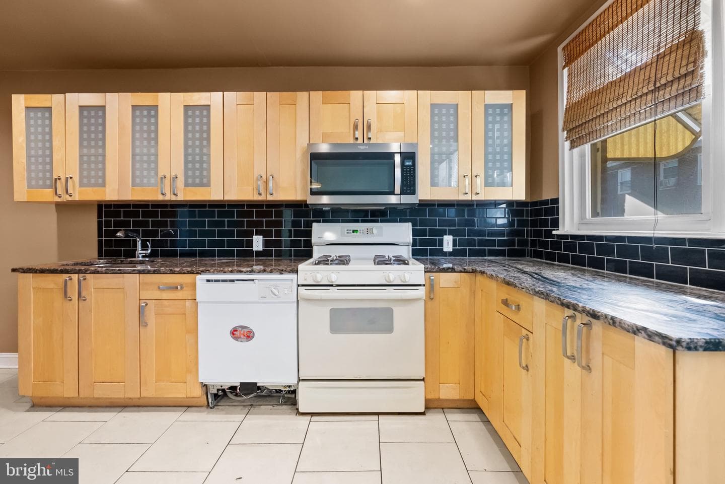 3332 Lansing Street photo 14