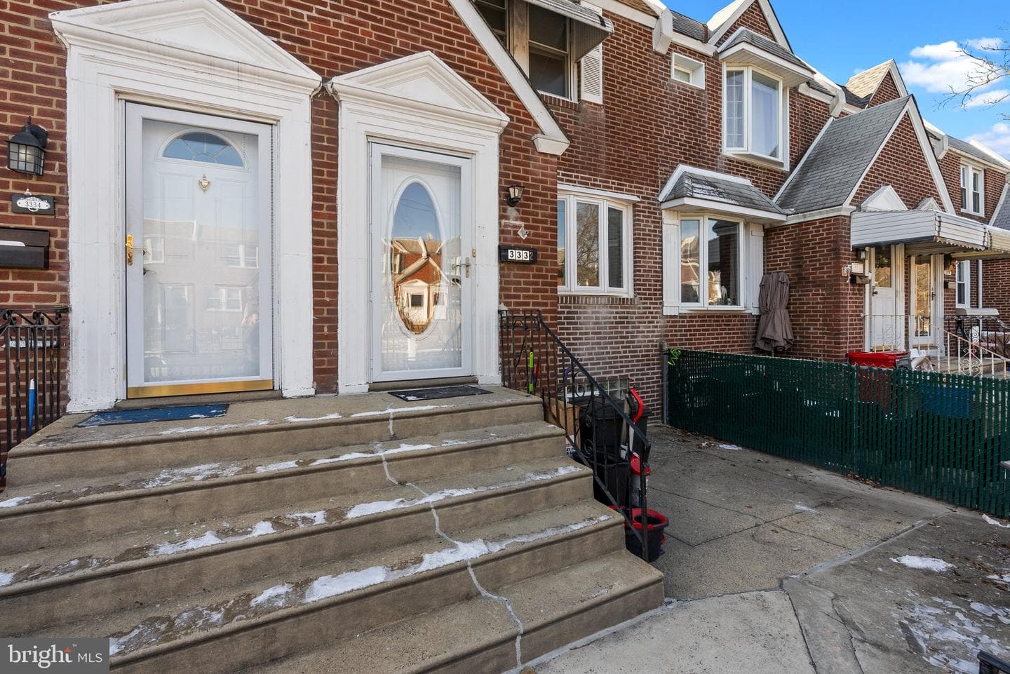 3332 Lansing Street photo 2