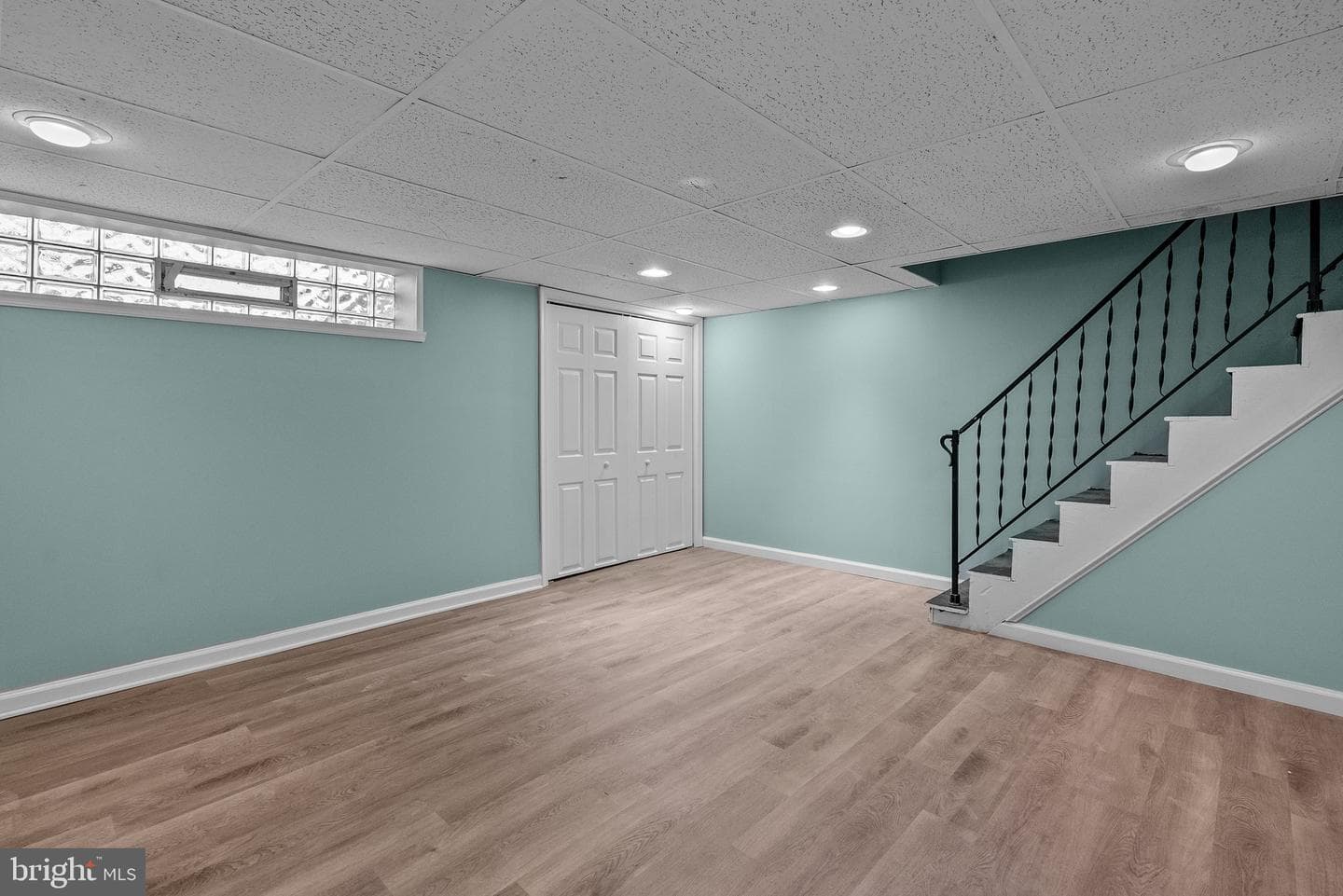 3332 Lansing Street photo 23