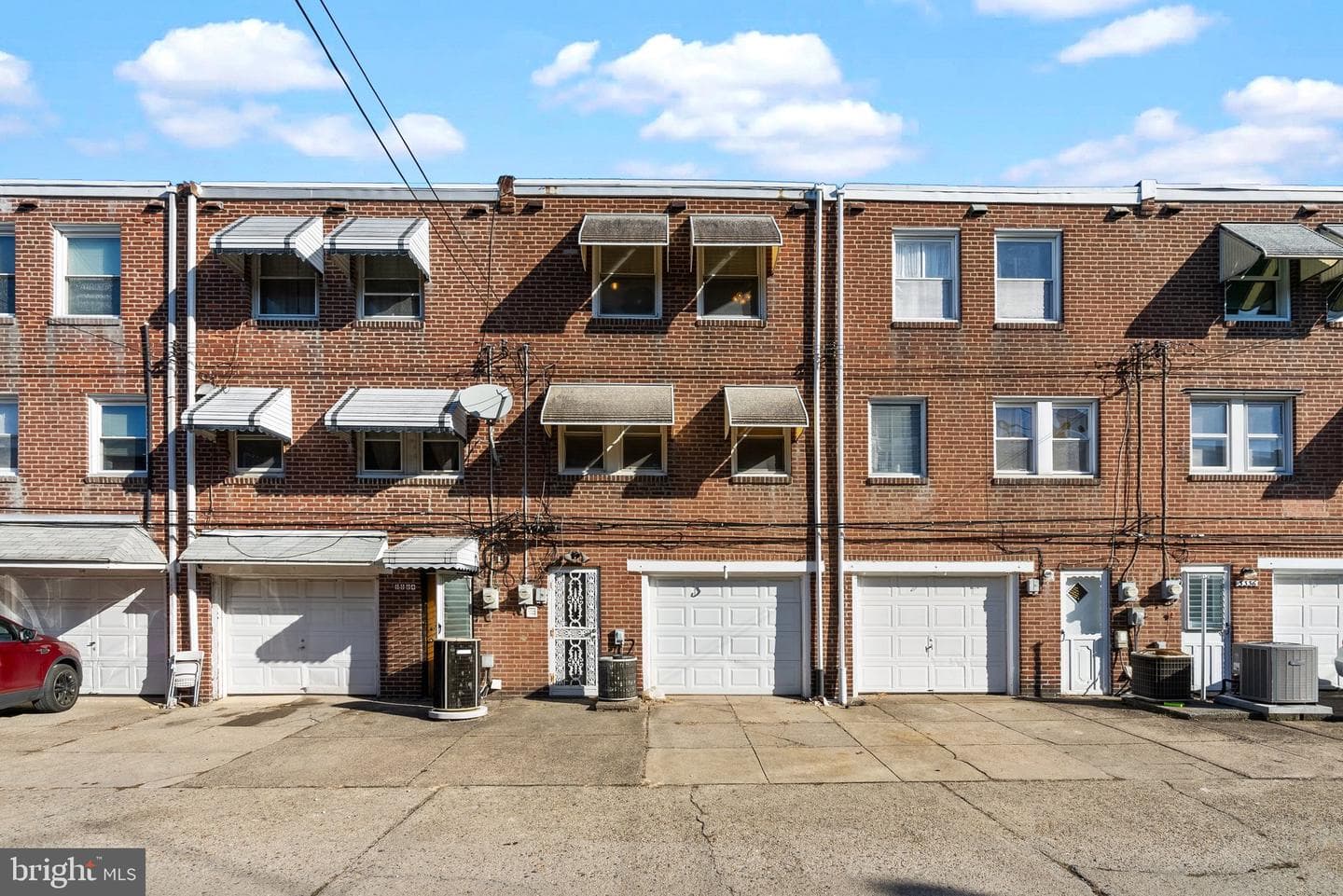3332 Lansing Street photo 28