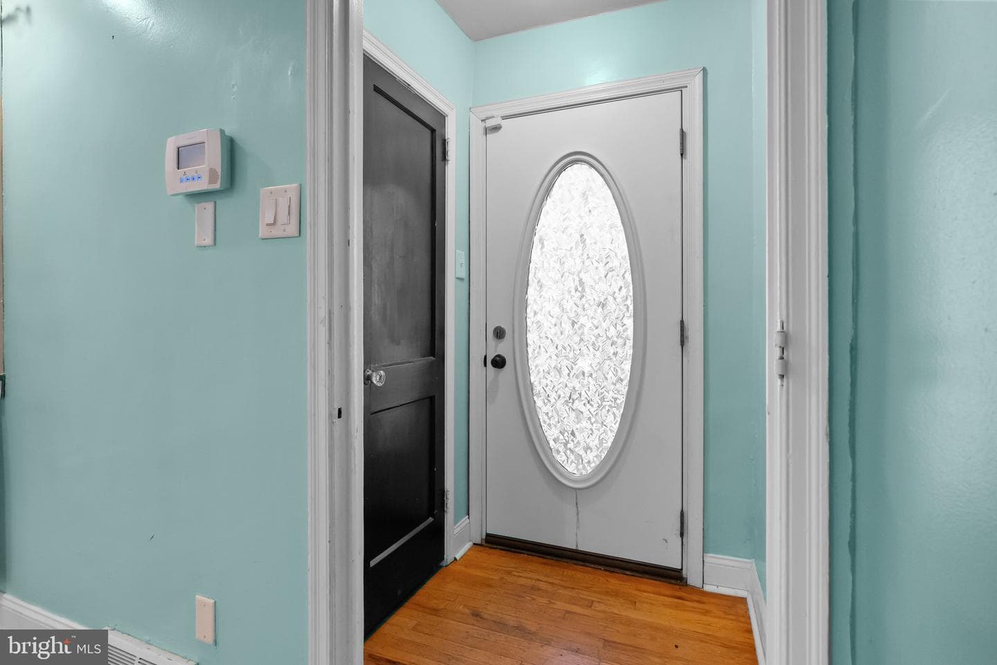 3332 Lansing Street photo 6