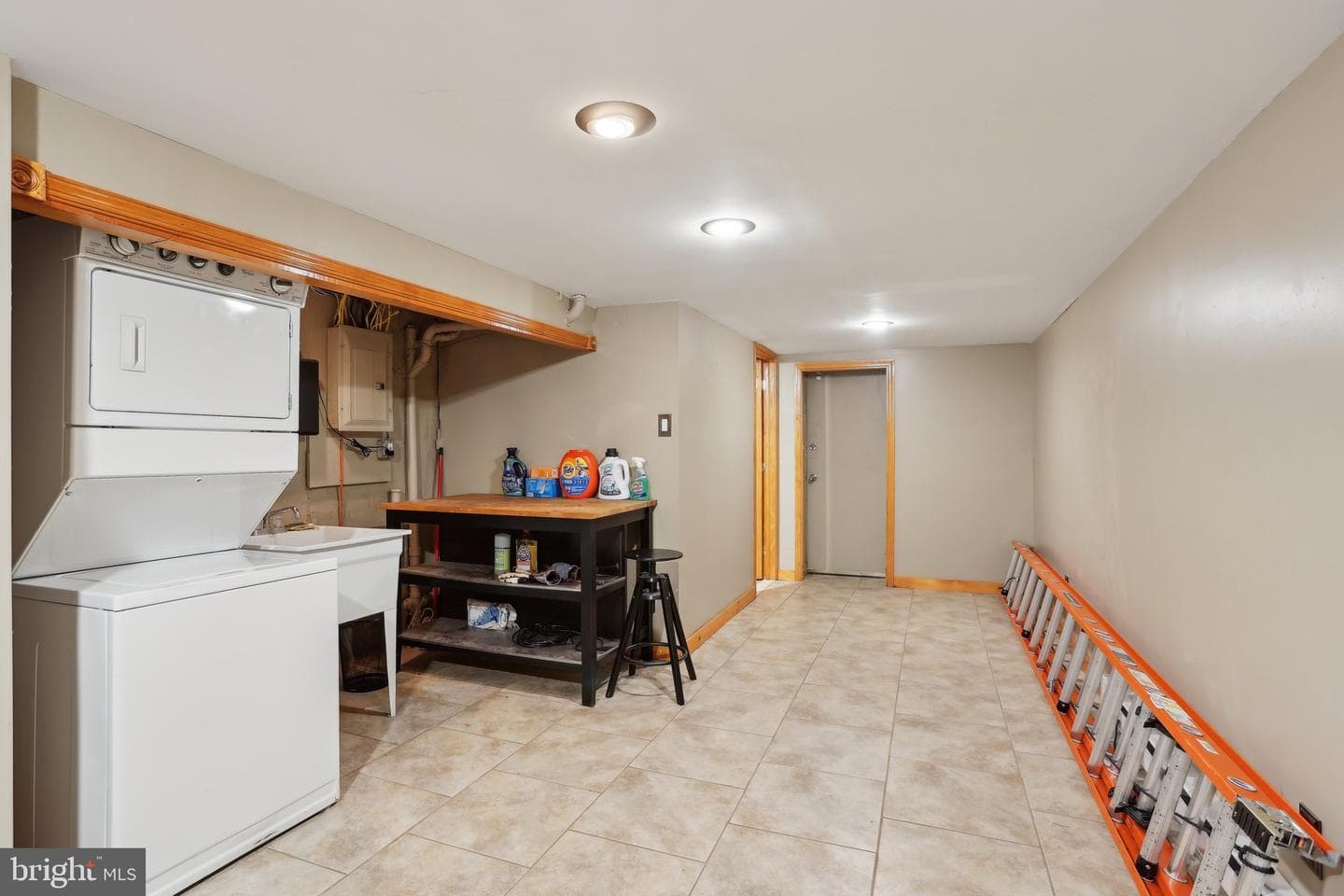 416 E Mount Airy Avenue photo 26