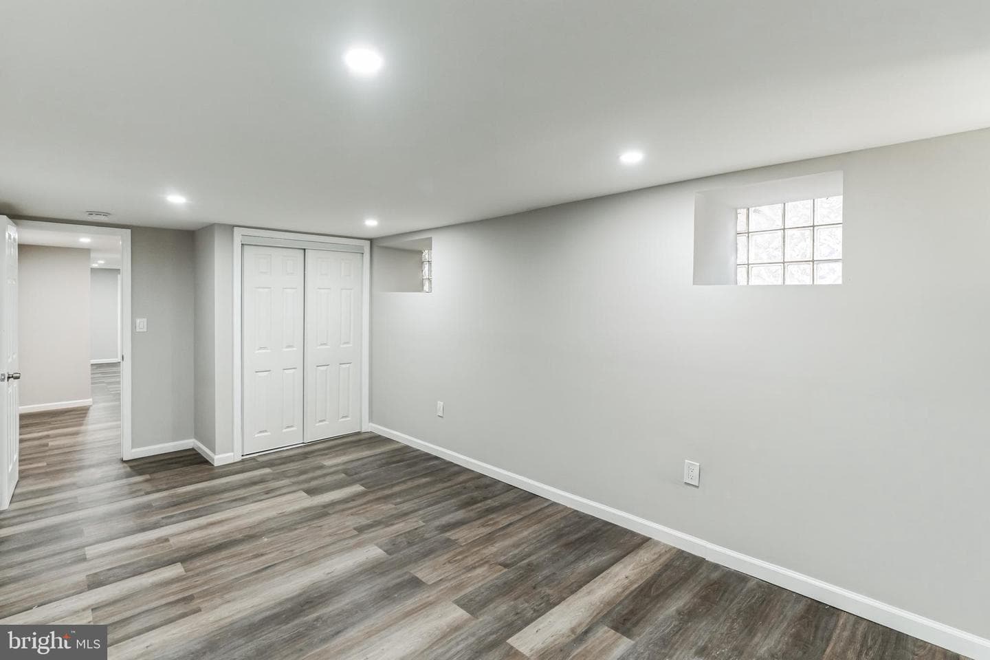 5816 Pine Street photo 30