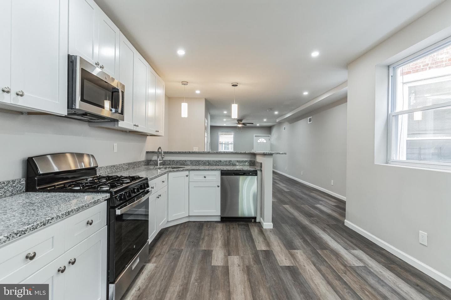 5816 Pine Street photo 7