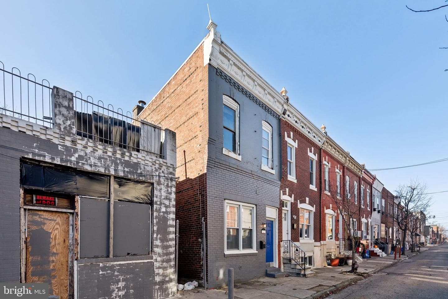 1810 Sigel Street photo 31