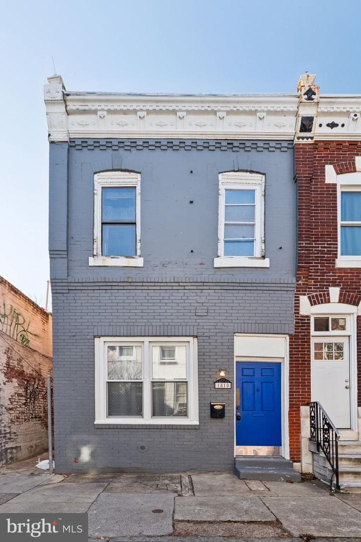 1810 Sigel Street photo 32