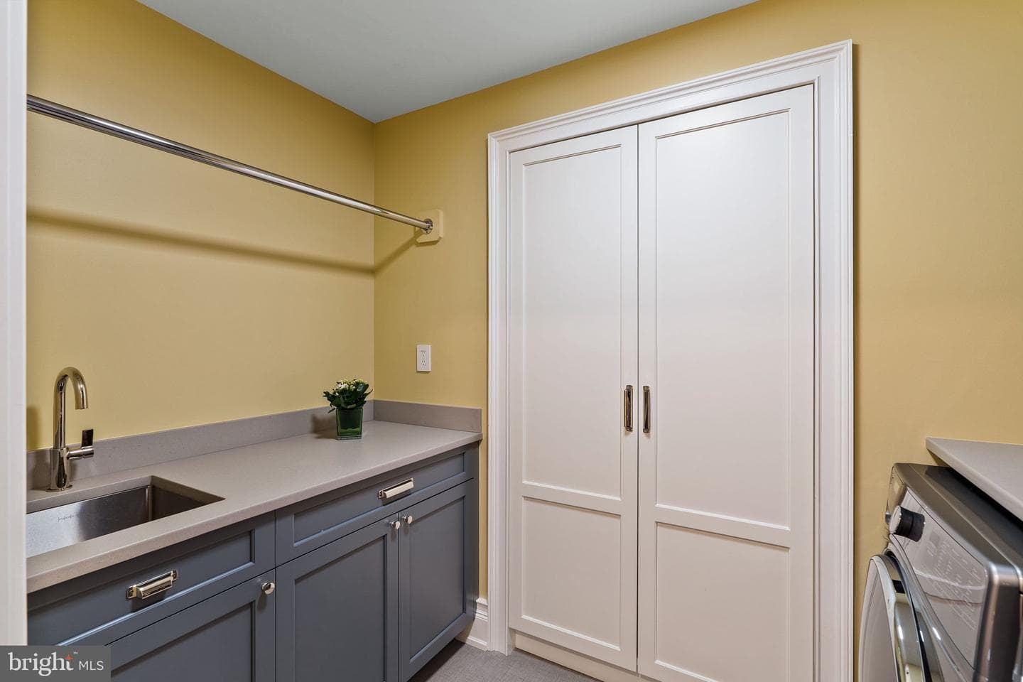 1808 Delancey Place photo 33