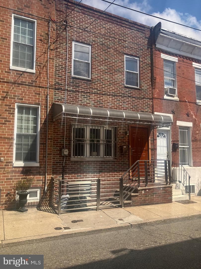 429 Winton Street photo 1