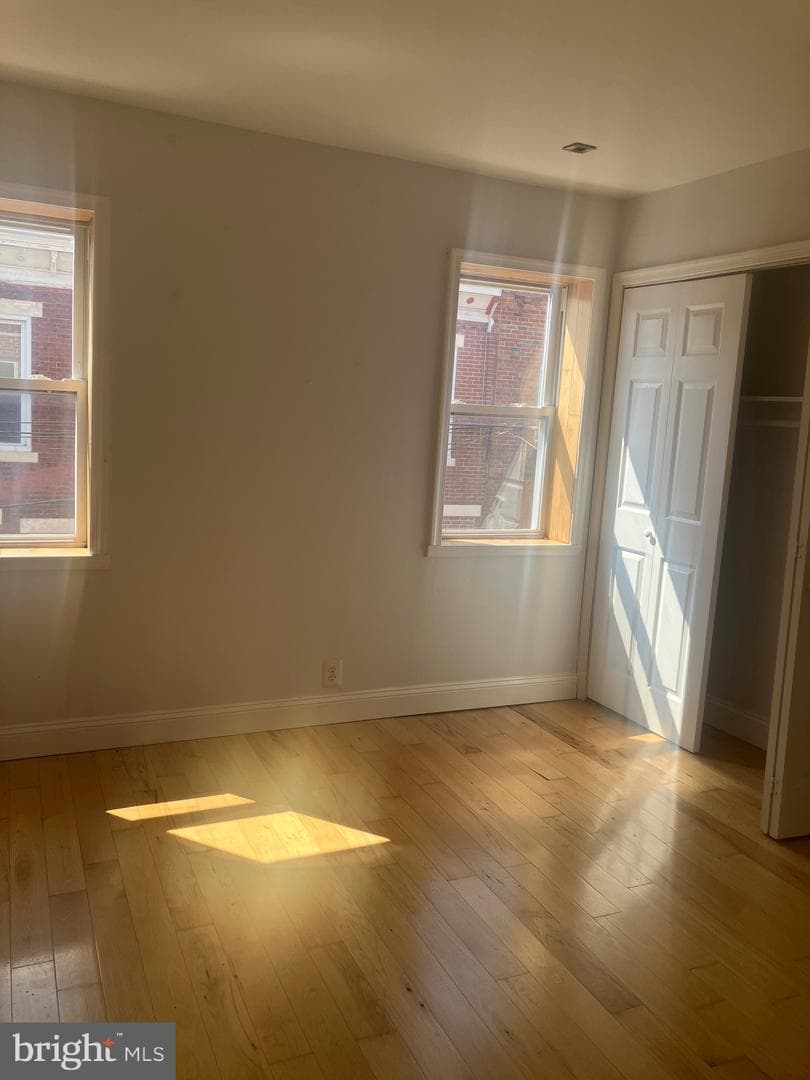 429 Winton Street photo 11