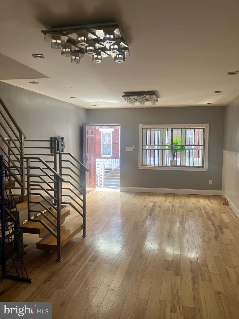 429 Winton Street photo 20