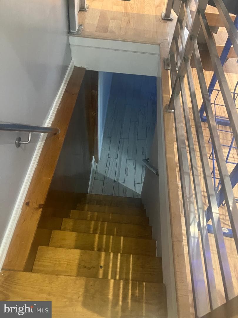 429 Winton Street photo 8